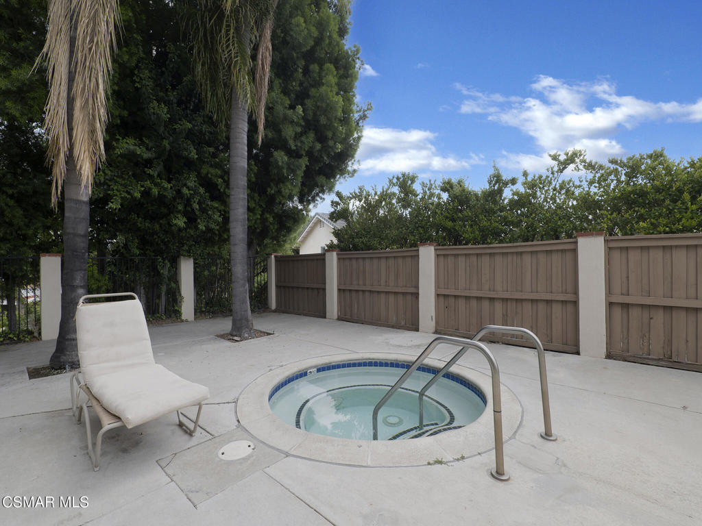 24829 Apple Street E Property Photo 29