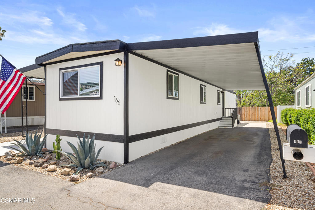 1550 Rory Lane 166 Property Photo 4
