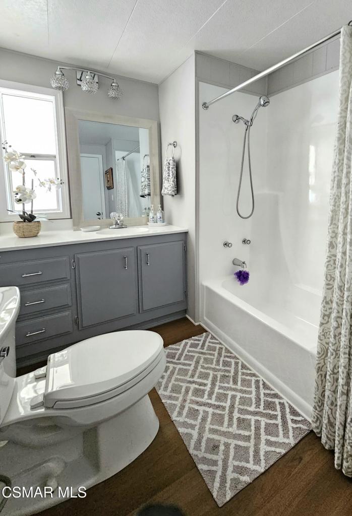 2 Robertson Way Property Photo 29