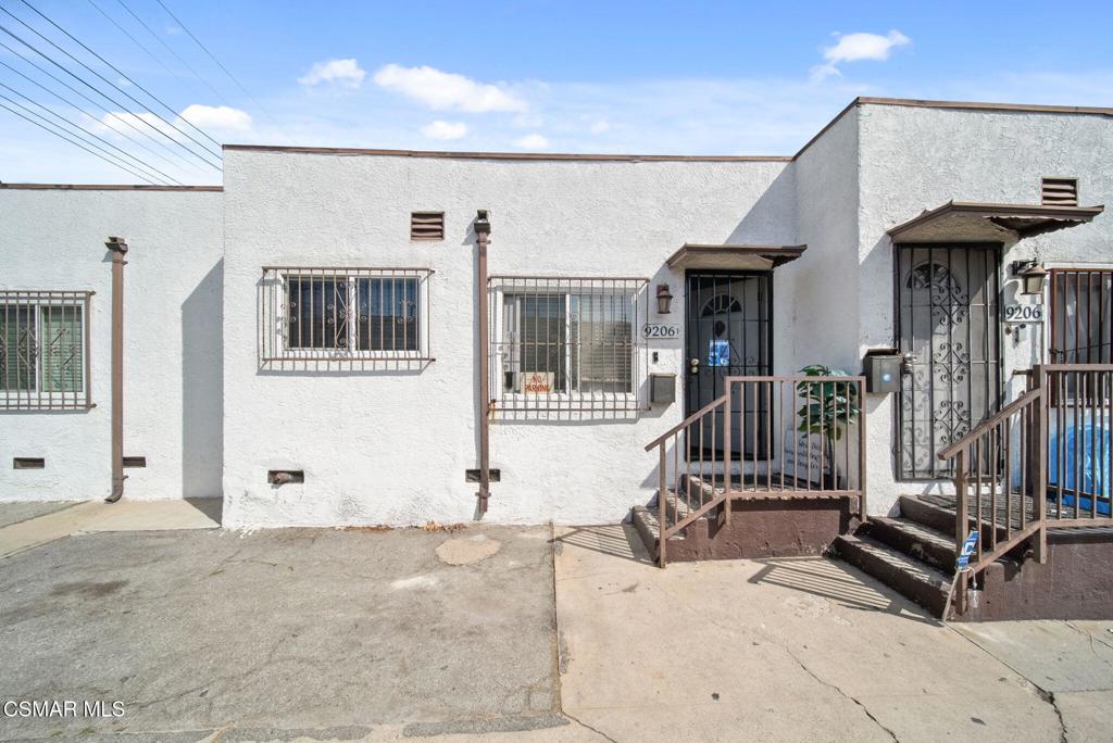 9206 Hoover Street Property Photo 4