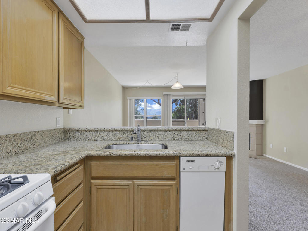 2731 Erringer Road 28 Property Photo 18