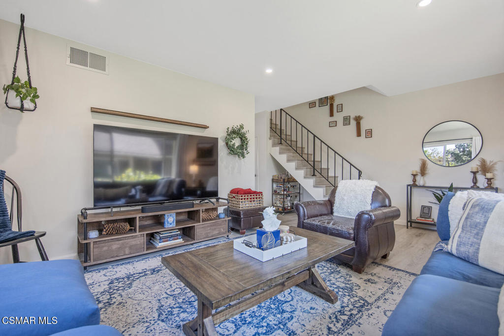 2647 La Paloma Circle Property Photo 1