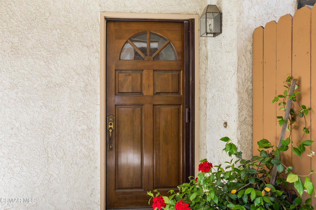 30430 Passageway Place Property Photo 4
