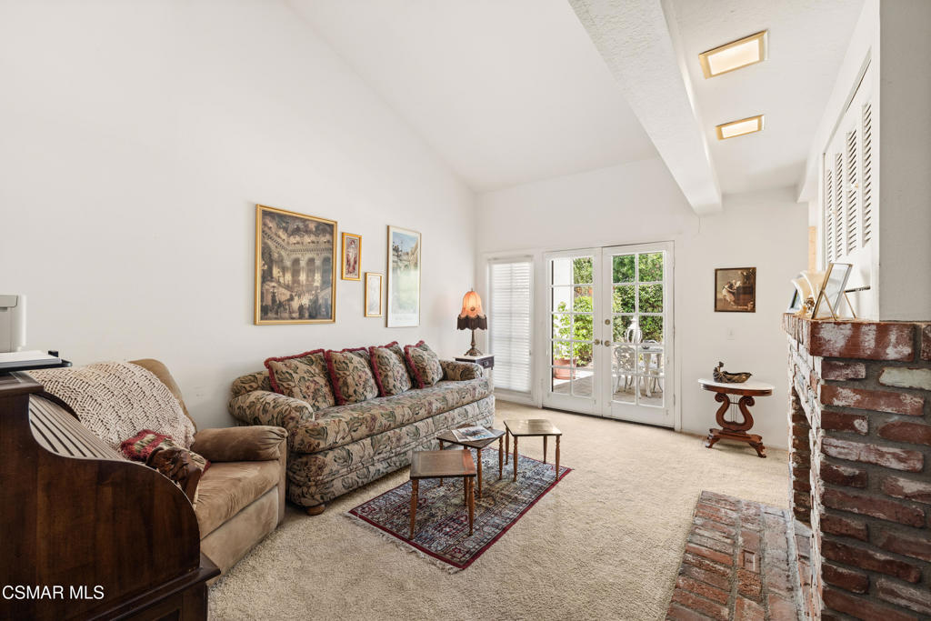 30430 Passageway Place Property Photo 5