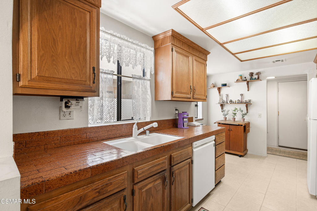 30430 Passageway Place Property Photo 9