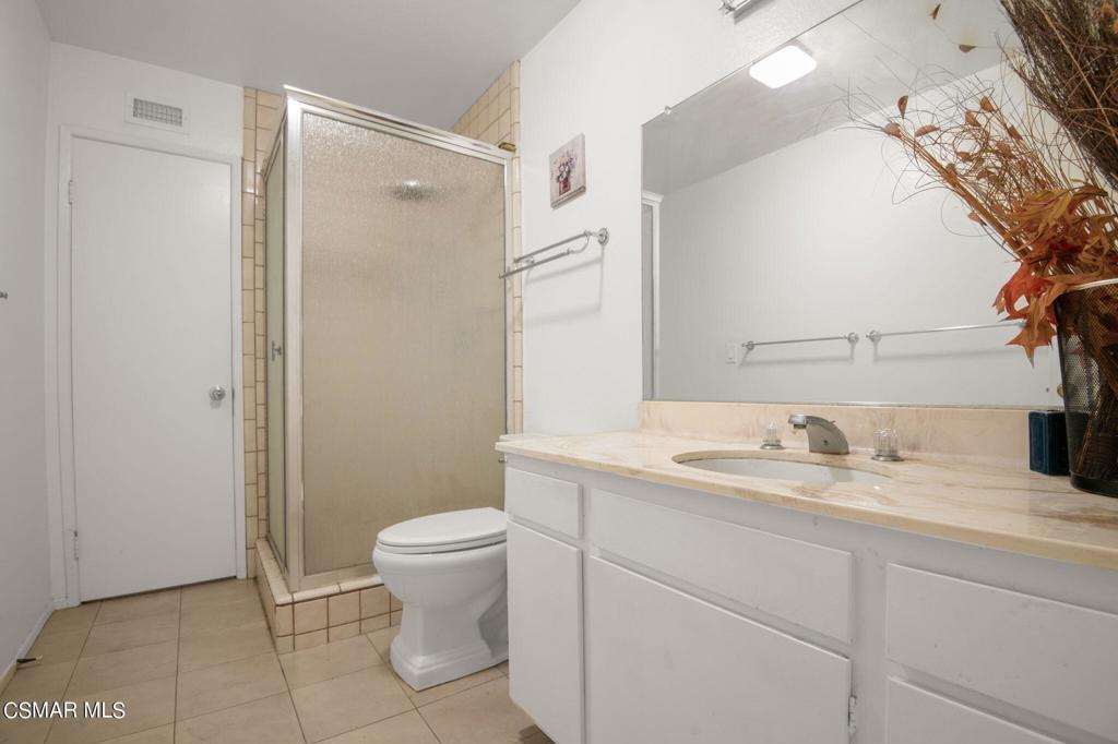 642 N Wendy Drive Property Photo 11