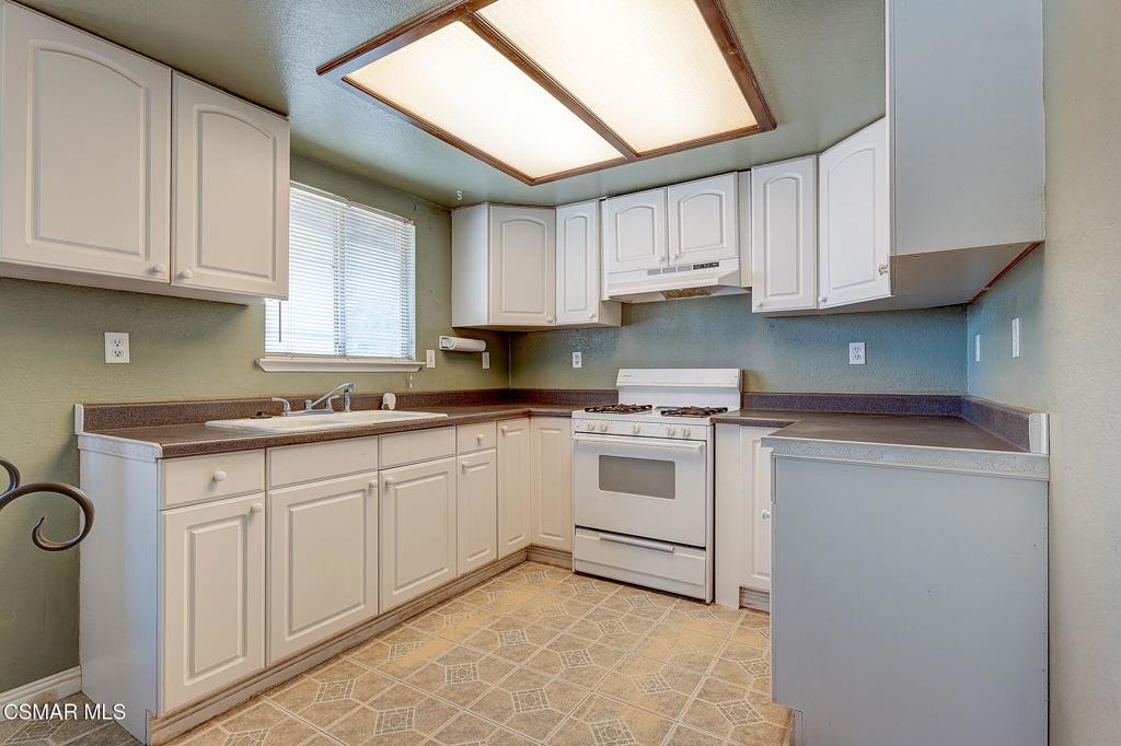 15707 Lanfair Avenue Property Photo 6
