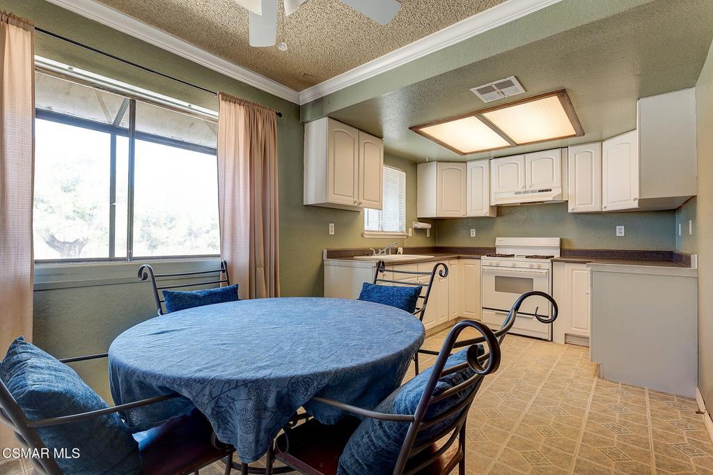 15707 Lanfair Avenue Property Photo 8