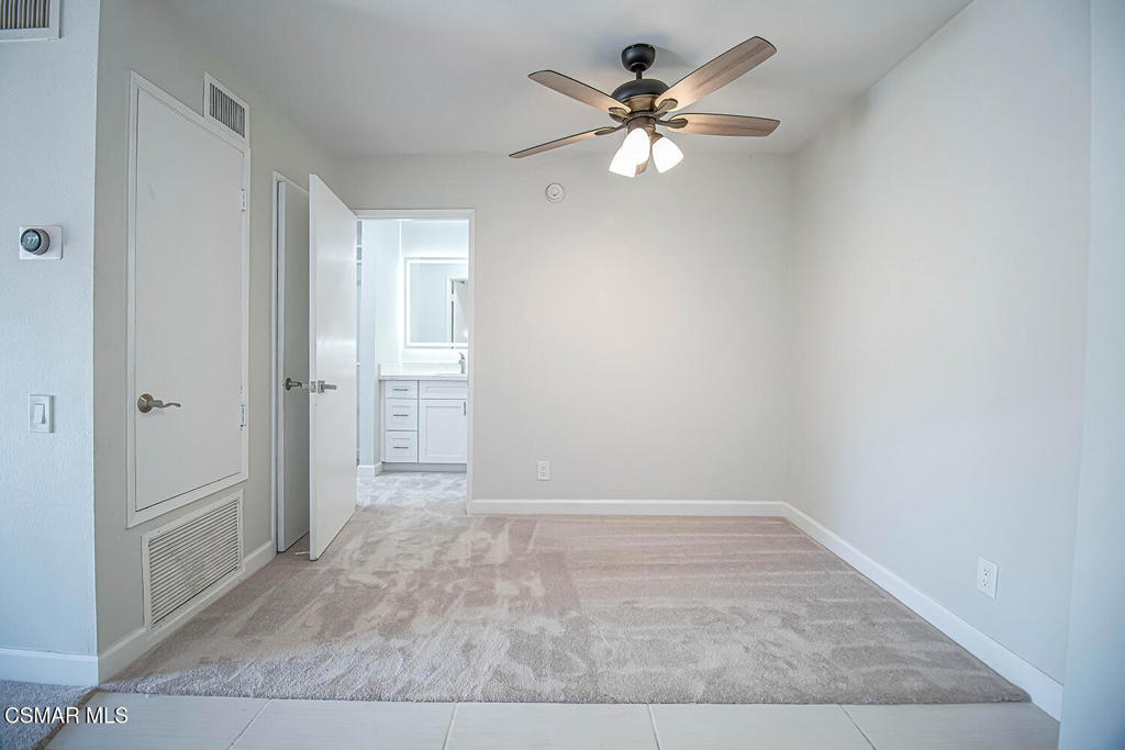 5460 White Oak Avenue E308 Property Photo 9