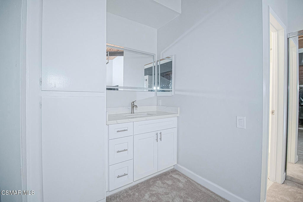 5460 White Oak Avenue E308 Property Photo 18