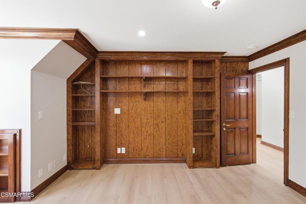 24756 Eilat Street Property Photo 34