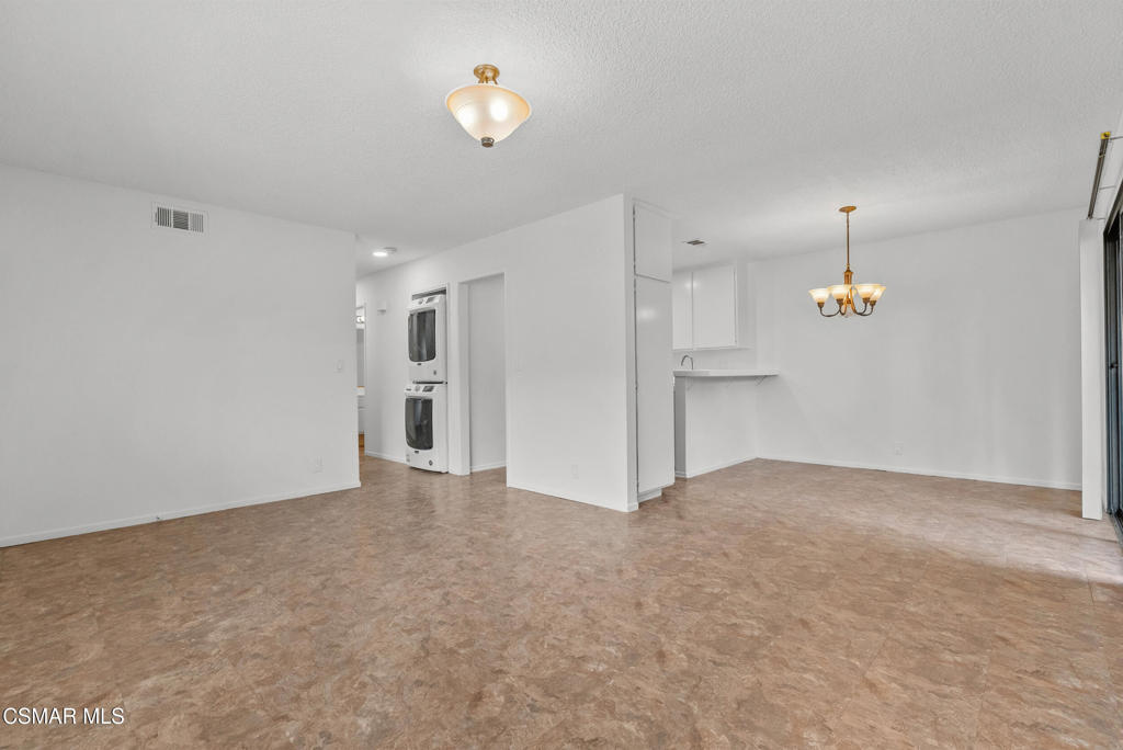 6647 Shakespeare Way Property Photo 15