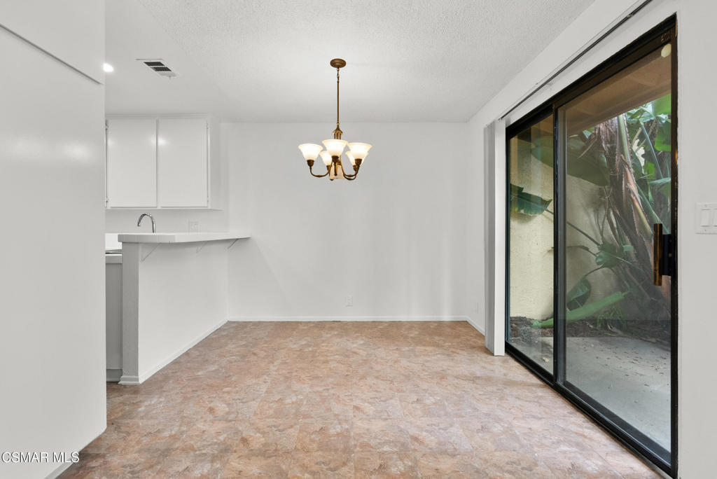 6647 Shakespeare Way Property Photo 17