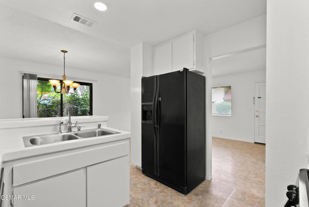 6647 Shakespeare Way Property Photo 24