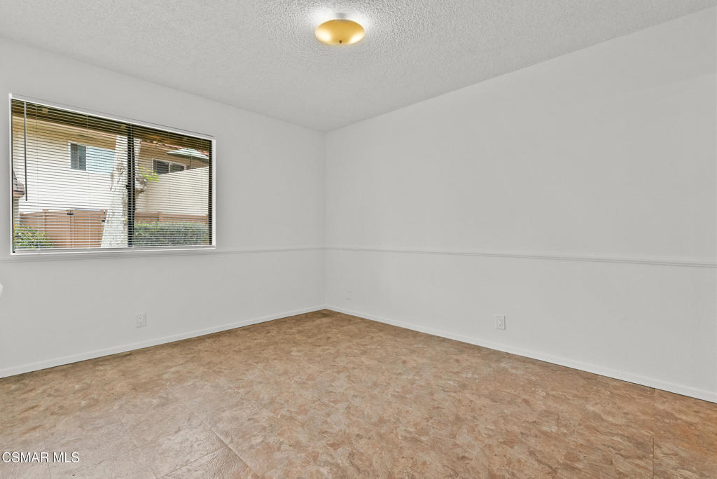 6647 Shakespeare Way Property Photo 39