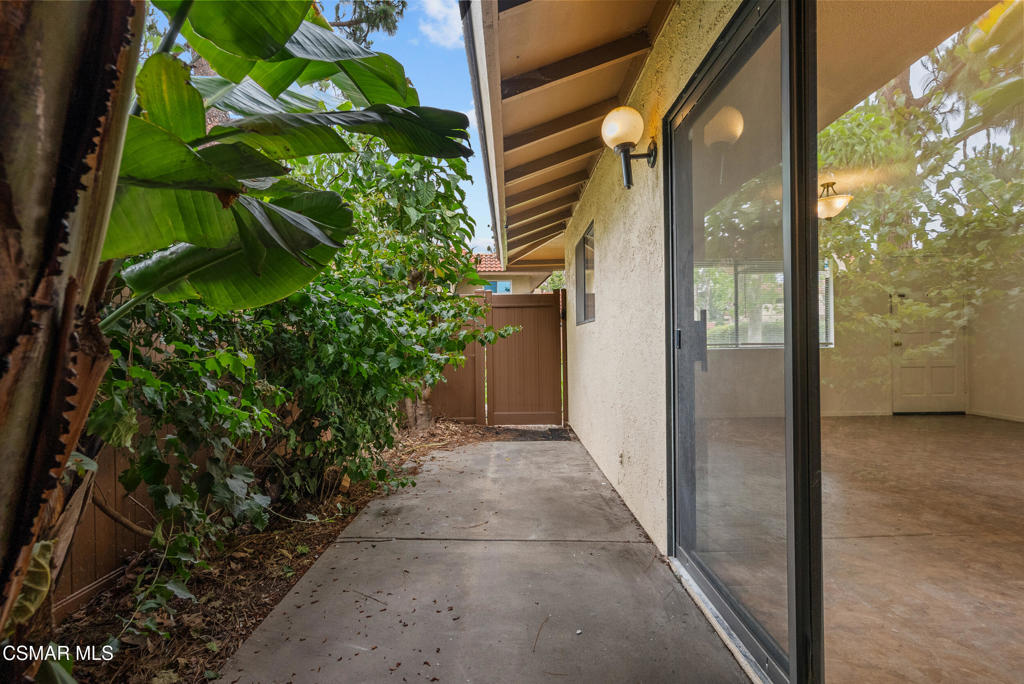 6647 Shakespeare Way Property Photo 47