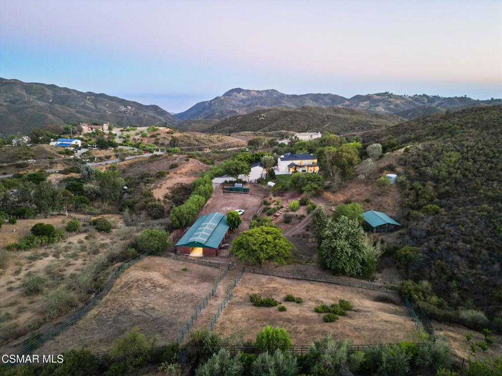33235 Mulholland Highway Property Photo 5