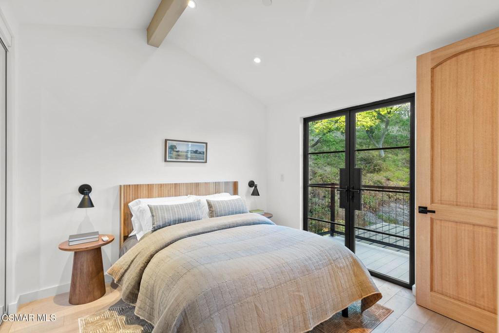 33235 Mulholland Highway Property Photo 43