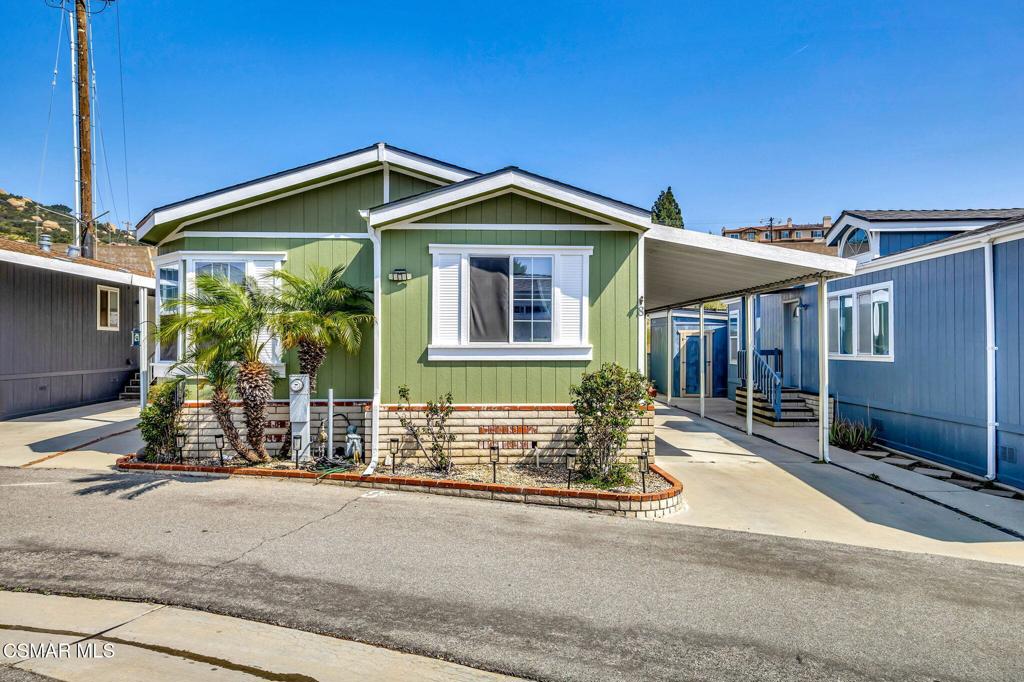 11401 Topanga Canyon Boulevard 8 Property Photo 2