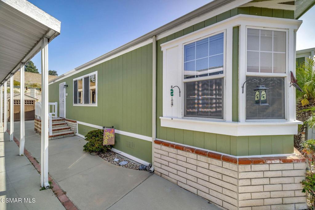 11401 Topanga Canyon Boulevard 8 Property Photo 4