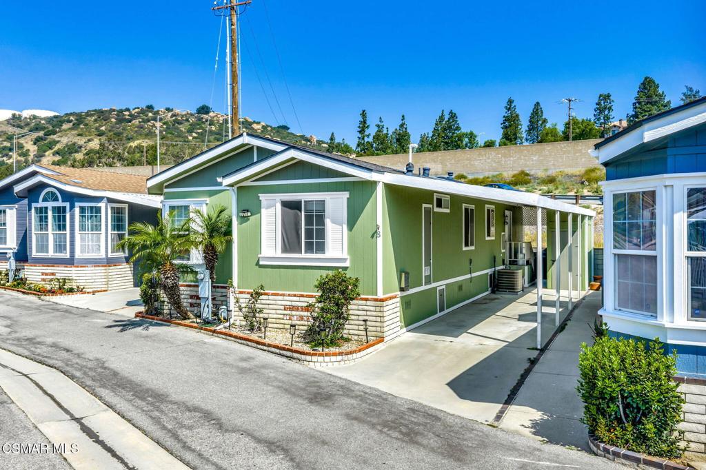 11401 Topanga Canyon Boulevard 8 Property Photo 5