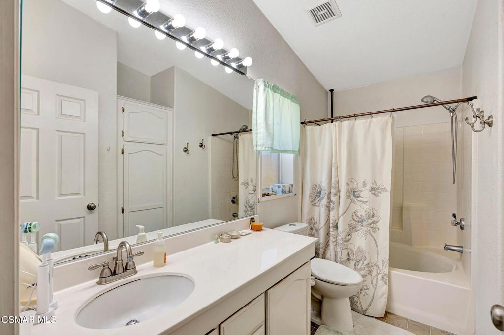 11401 Topanga Canyon Boulevard 8 Property Photo 16