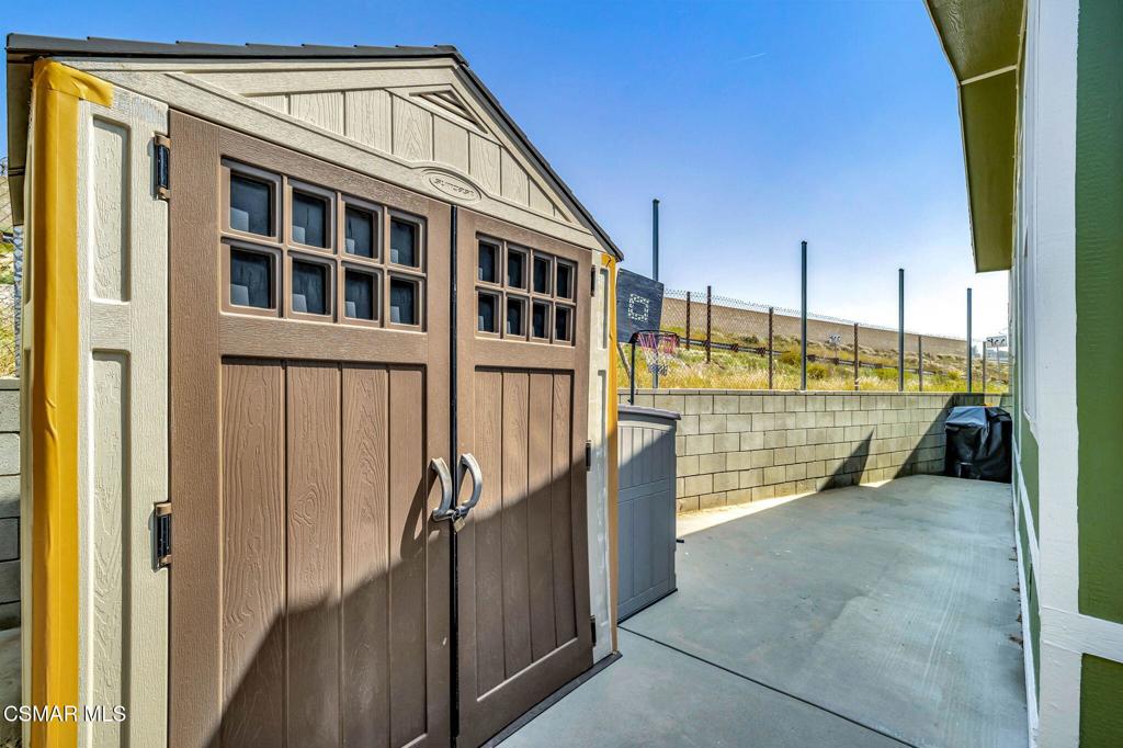 11401 Topanga Canyon Boulevard 8 Property Photo 23