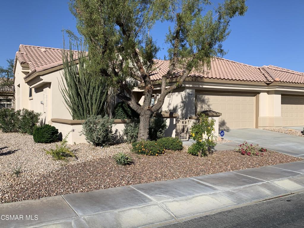 78448 Desert Willow Drive Property Photo 4