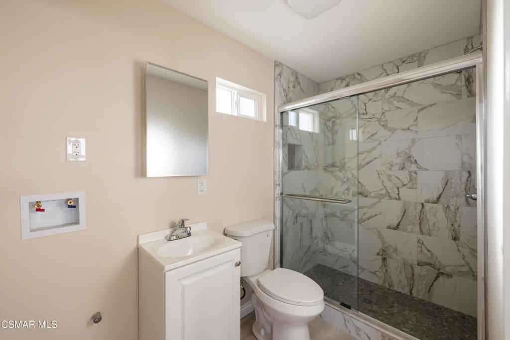 2345 Bryson Place Property Photo 28