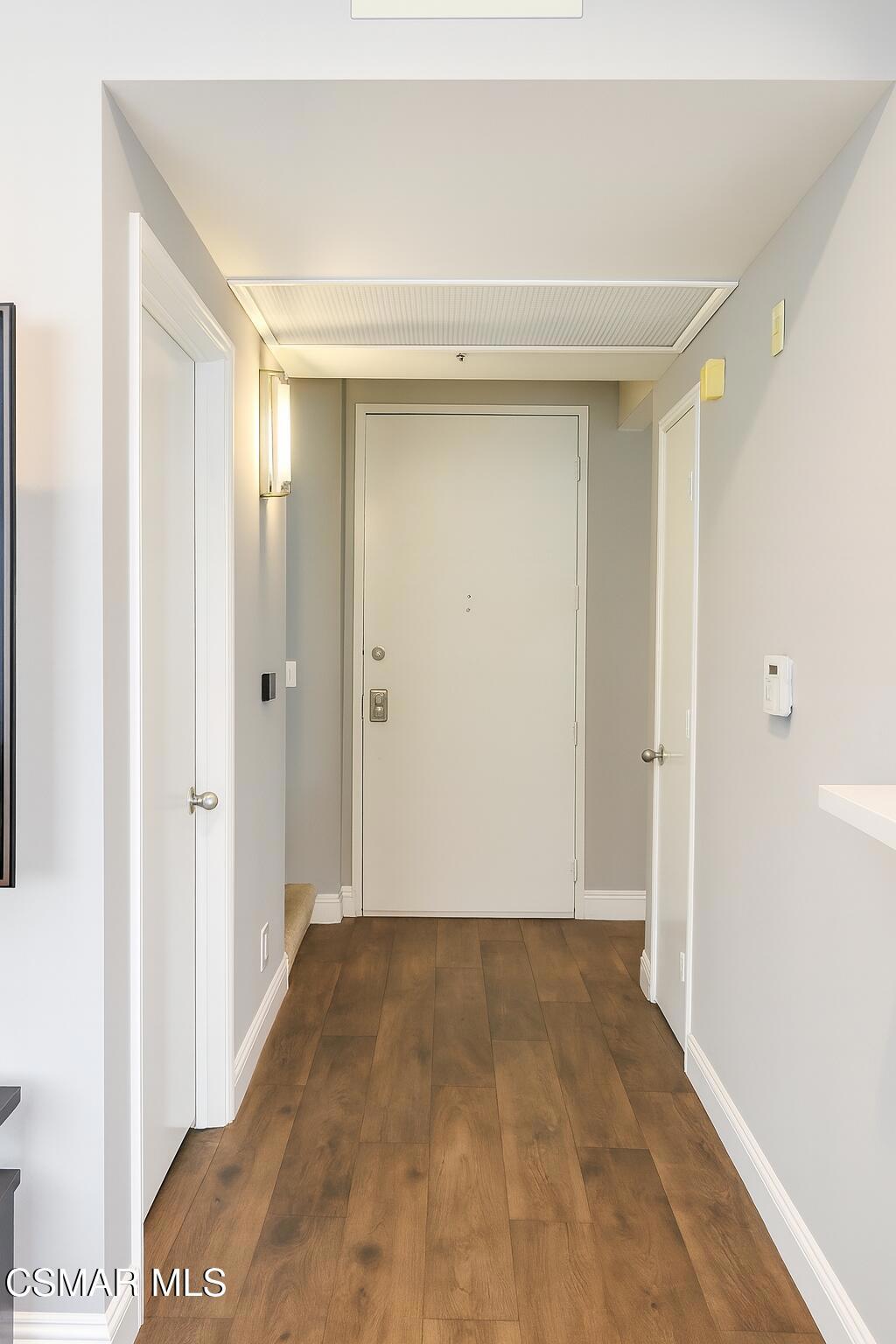 5350 White Oak Avenue 105 Property Photo 18