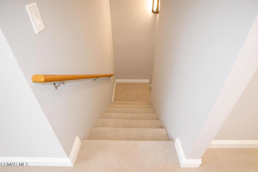 5350 White Oak Avenue 105 Property Photo 19