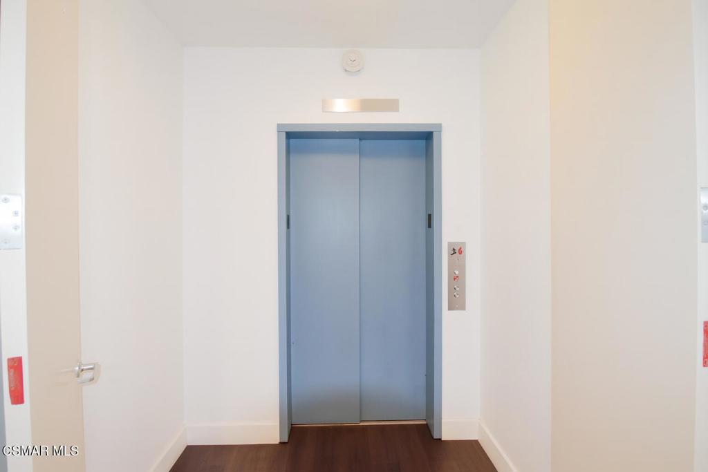 5350 White Oak Avenue 105 Property Photo 42