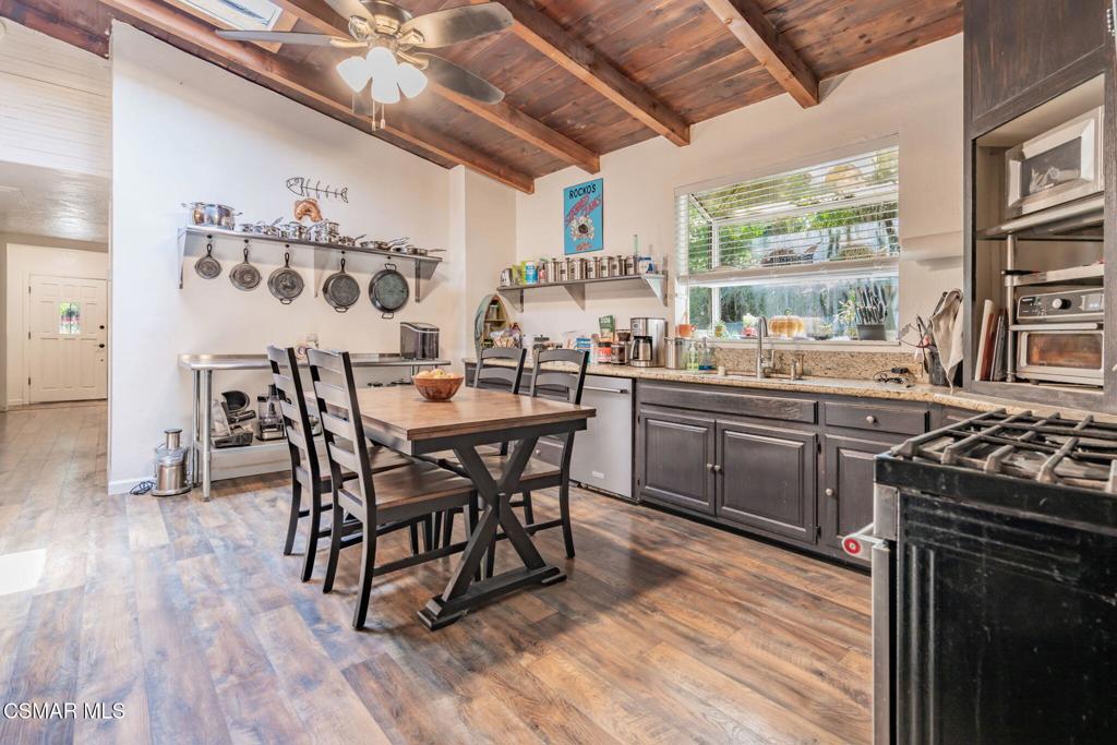 12058 Kagel Canyon Road Property Photo 11
