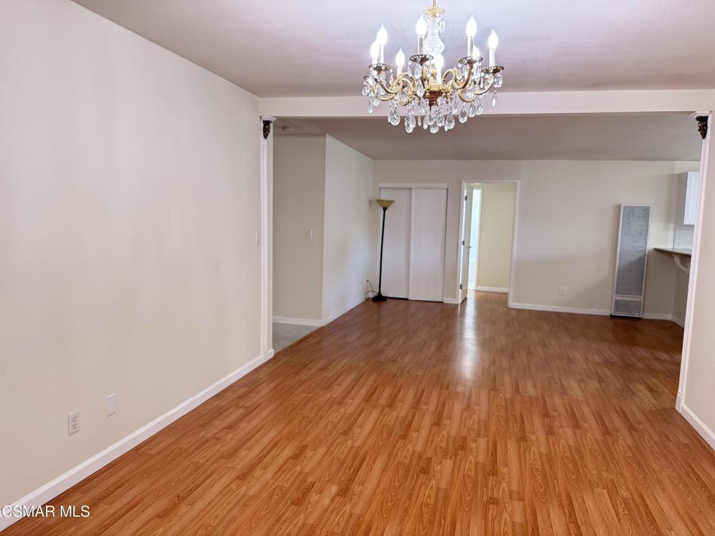 18530 Hatteras Street 313 Property Photo 2