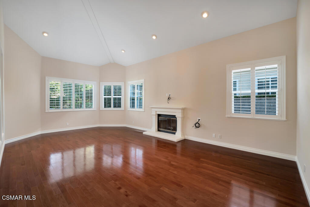 12048 Silver Crest Street Property Photo 13