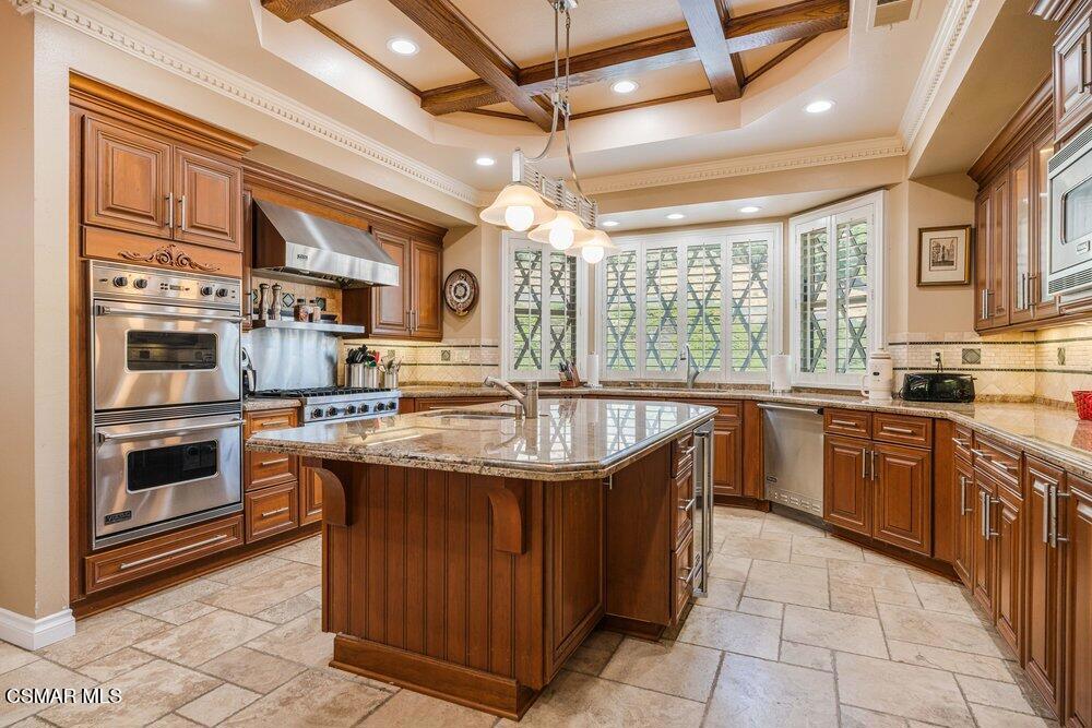 6120 Grey Rock Road Property Photo 5