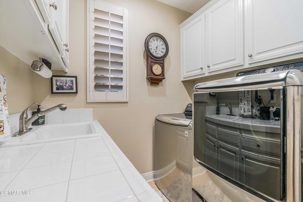 669 Noble Road Property Photo 32
