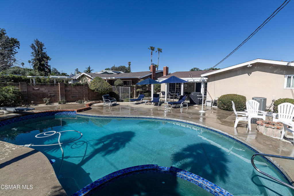 22312 Mobile Street Property Photo 6