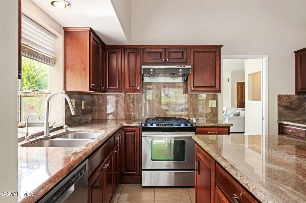 6795 Aviano Drive Property Photo 14