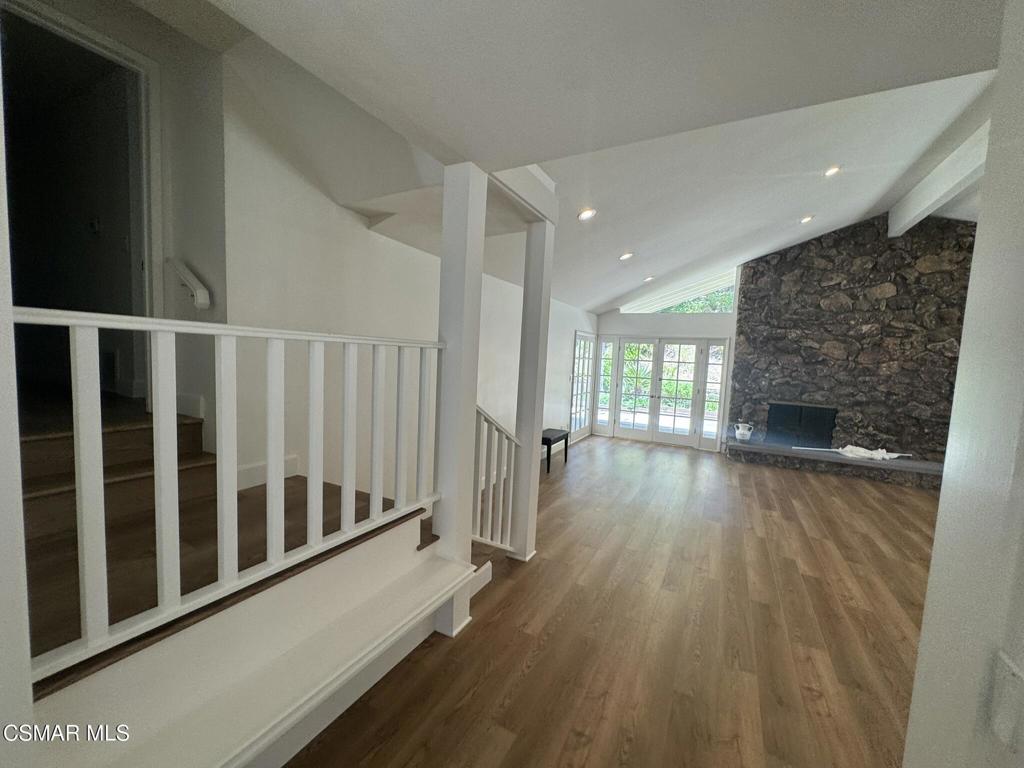 3474 Loadstone Drive Property Photo 5