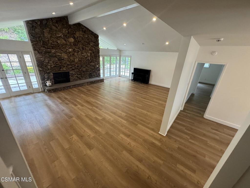 3474 Loadstone Drive Property Photo 6