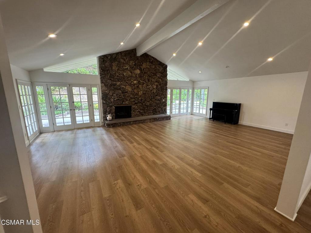 3474 Loadstone Drive Property Photo 7