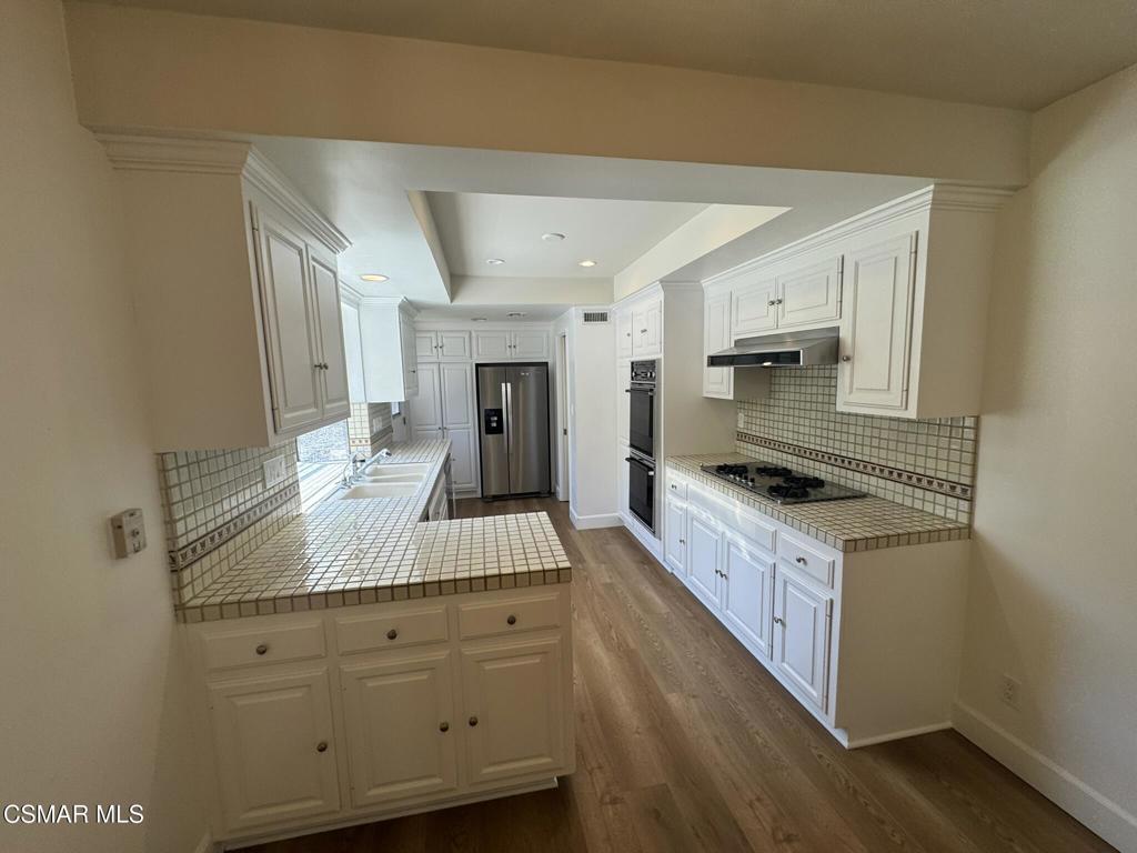 3474 Loadstone Drive Property Photo 10