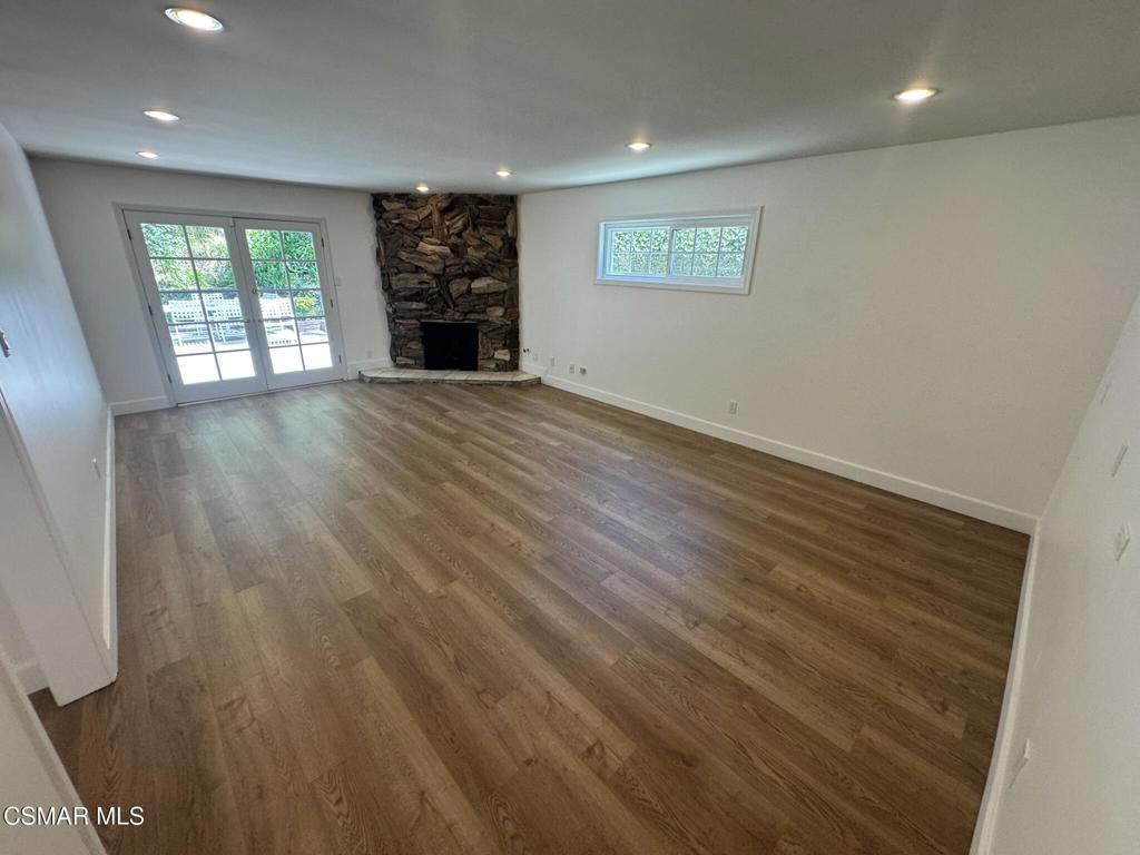 3474 Loadstone Drive Property Photo 11