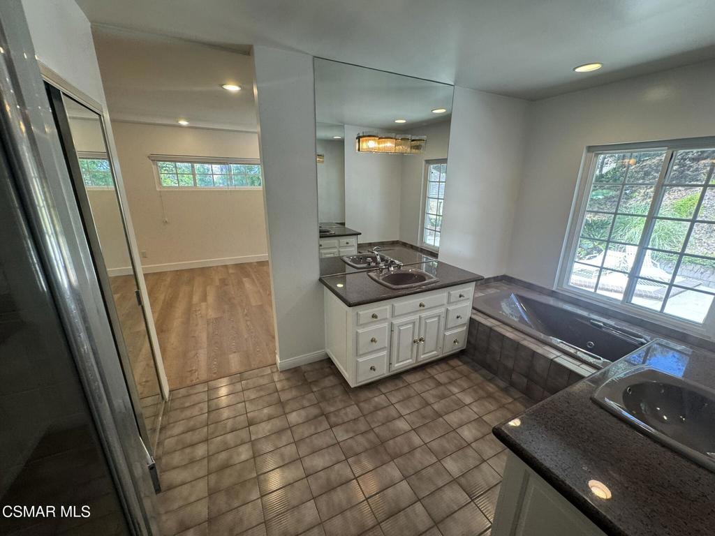 3474 Loadstone Drive Property Photo 16