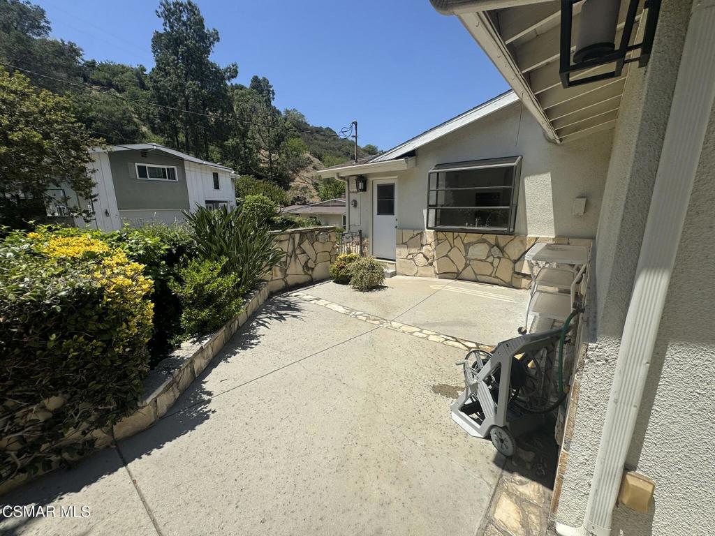 3474 Loadstone Drive Property Photo 24