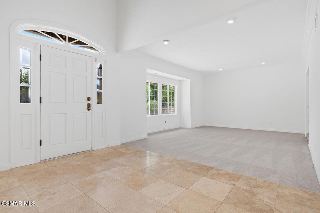 5523 Ember Court Property Photo 5