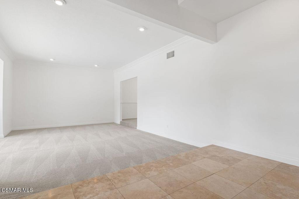 5523 Ember Court Property Photo 6