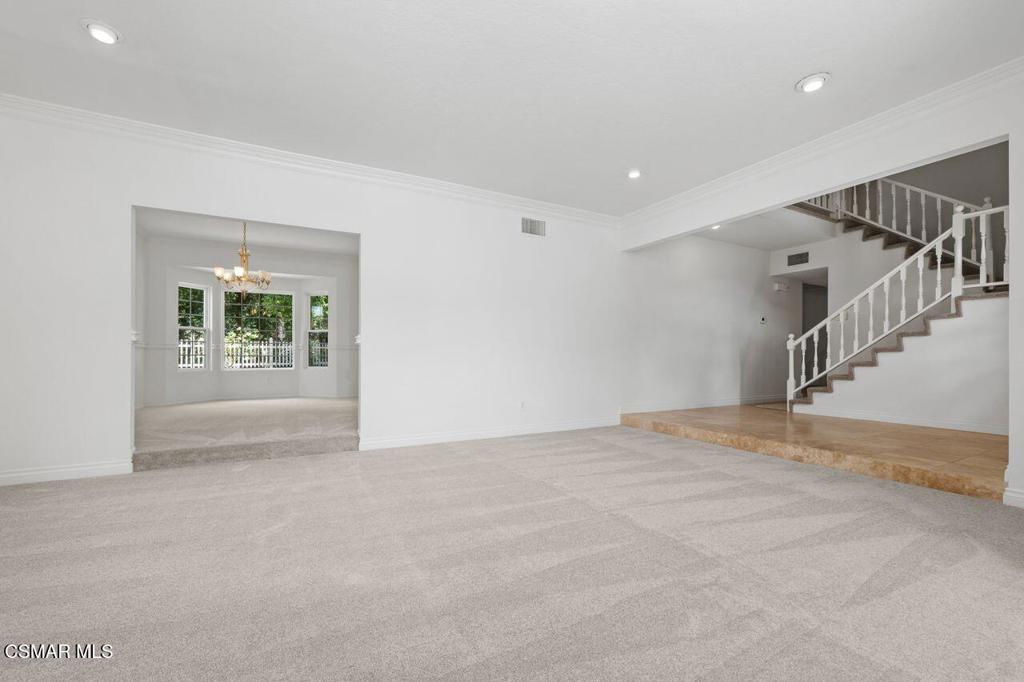 5523 Ember Court Property Photo 9