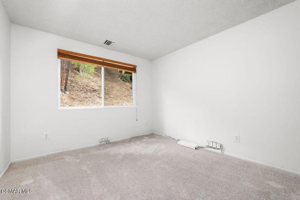 5523 Ember Court Property Photo 22